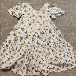 Girls size 9-10 Zara dress blue floral.